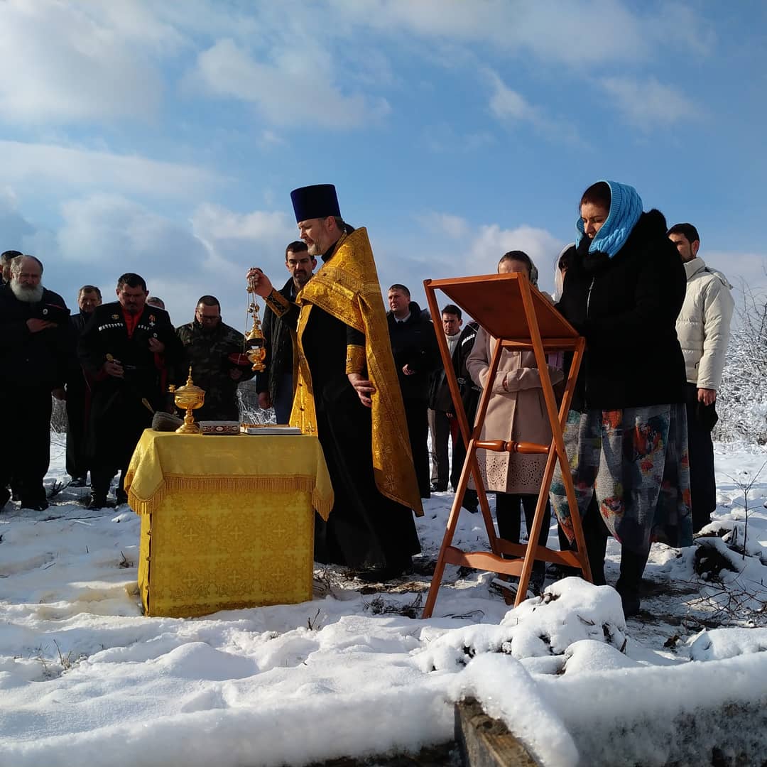 В ст-це Северской состоялось освящение места строительства часовни св. вмч. Георгия Победоносца