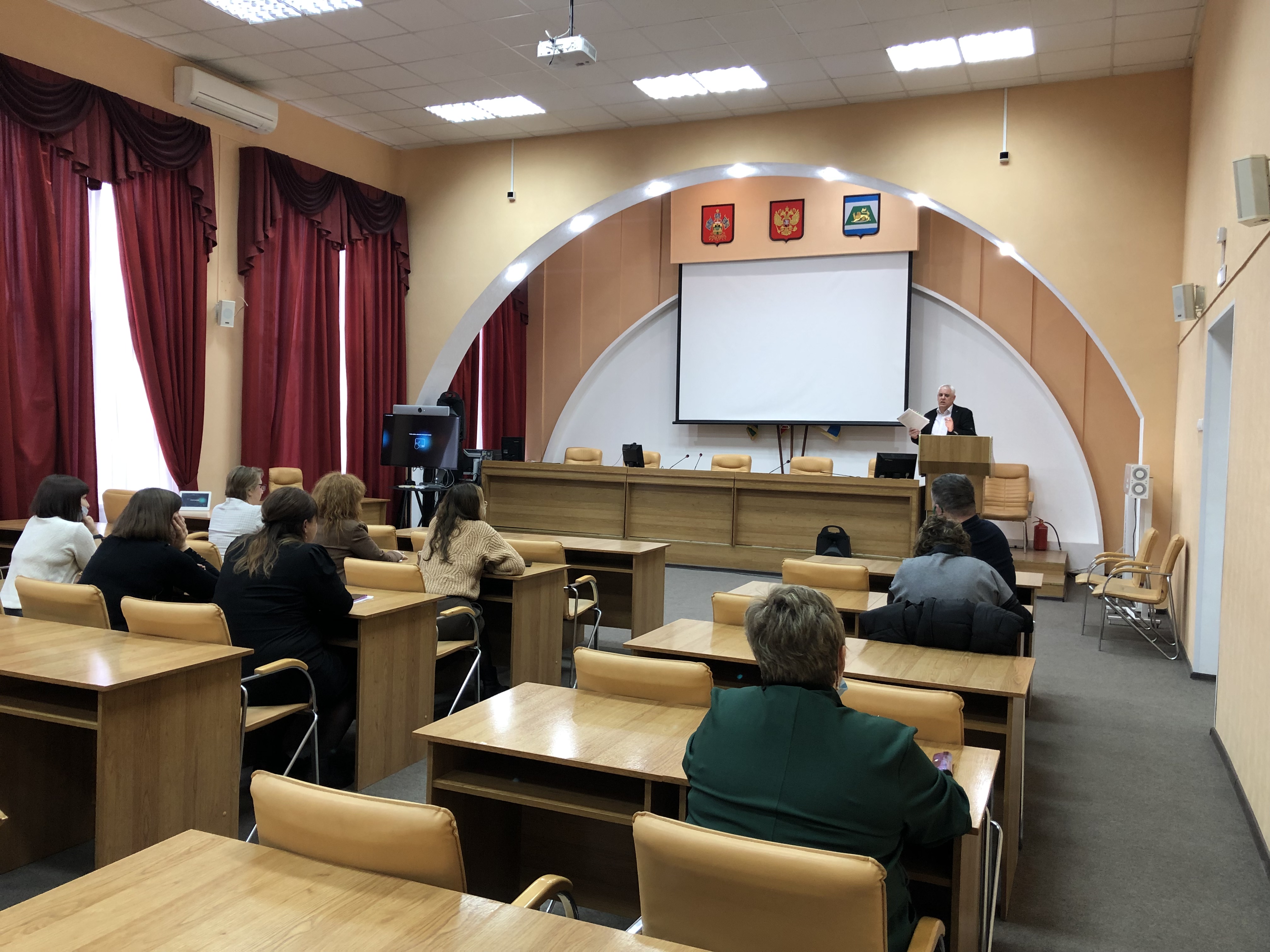 Инструктивное совещание по вопросу предоставления сведений о доходах, расходах, об имуществе и обязательствах имущественного характера и заполнения соответствующей формы справки
